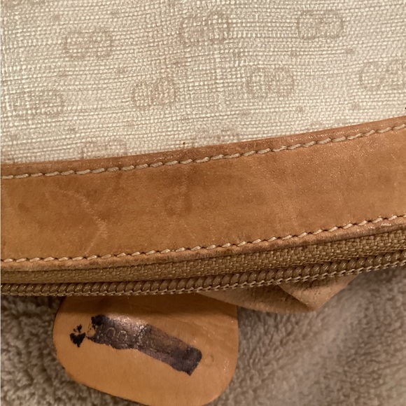 Gucci Tan and Brown Leather Crossbody Bag Vintage 80s OFFERS - Picture 15 of 16